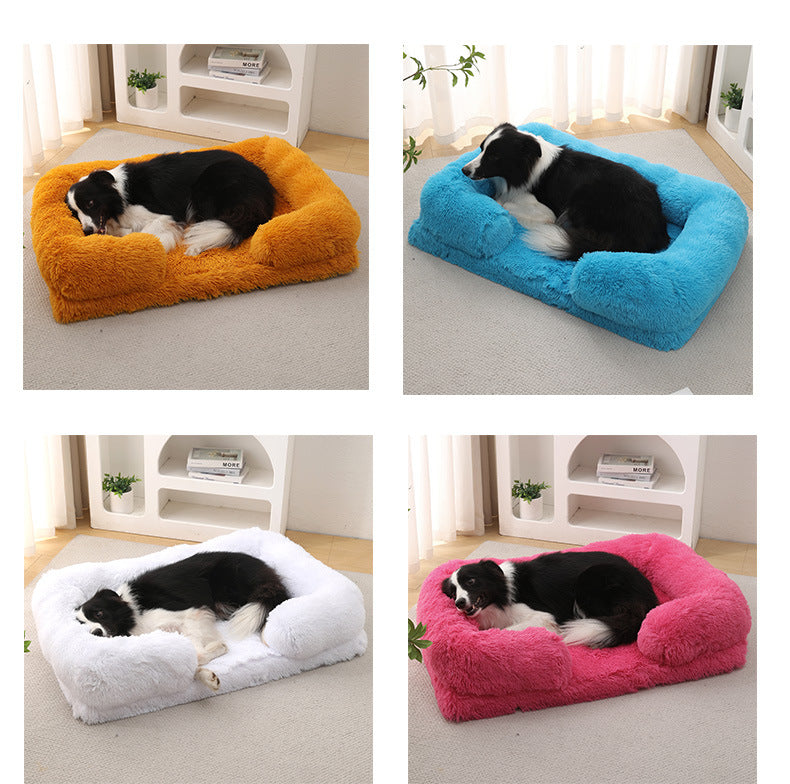 Doghouse Cathouse Plush Round Pet Bed