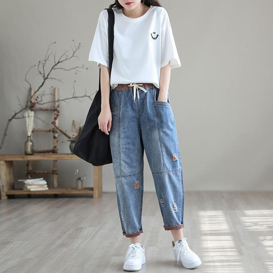 Women's Summer Fashion Ripped Ninth-Point Jeans