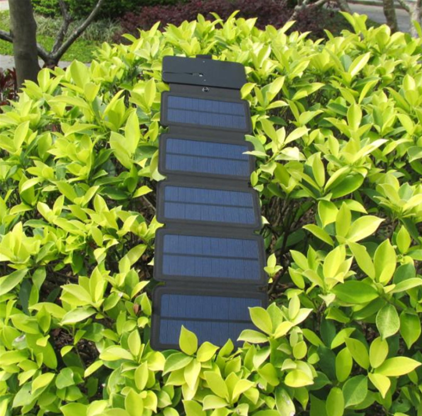 8W Folding Solar Charger Mobile Power Supply