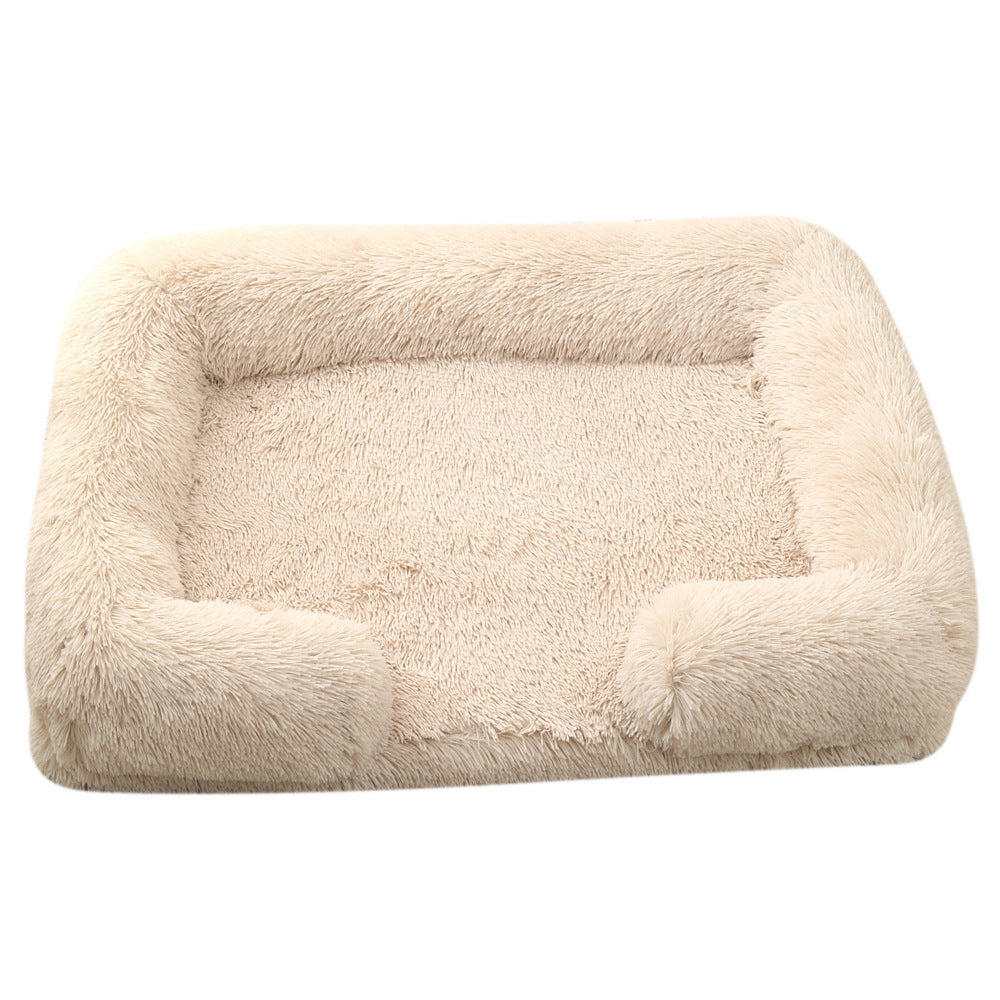 Doghouse Cathouse Plush Round Pet Bed