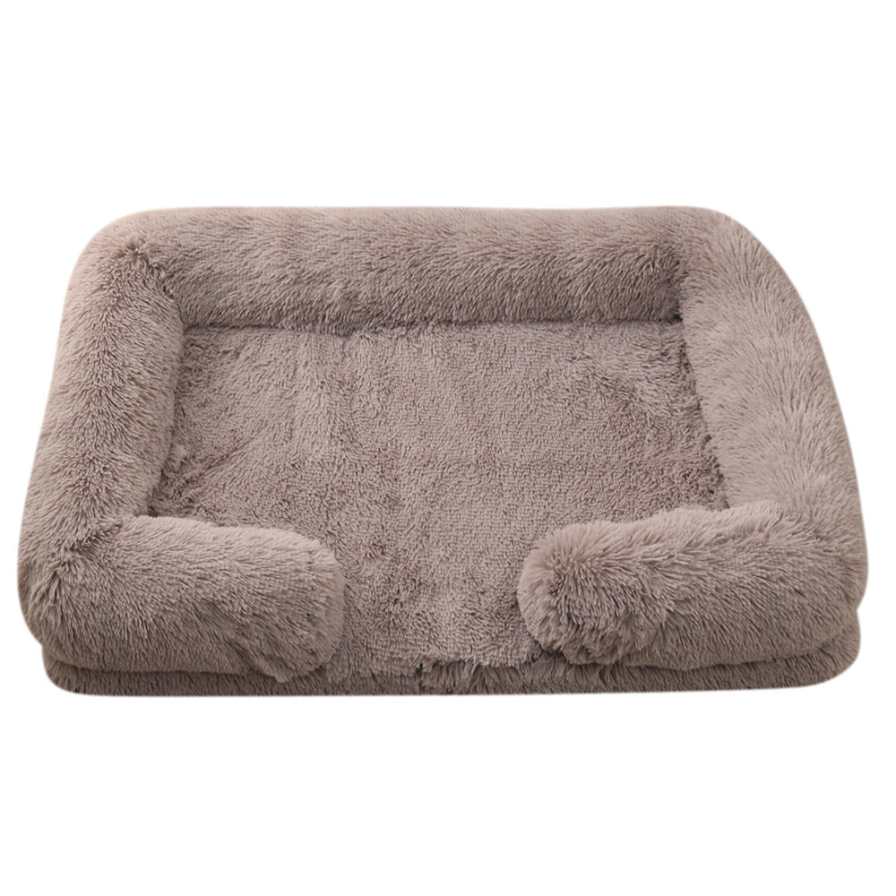 Doghouse Cathouse Plush Round Pet Bed