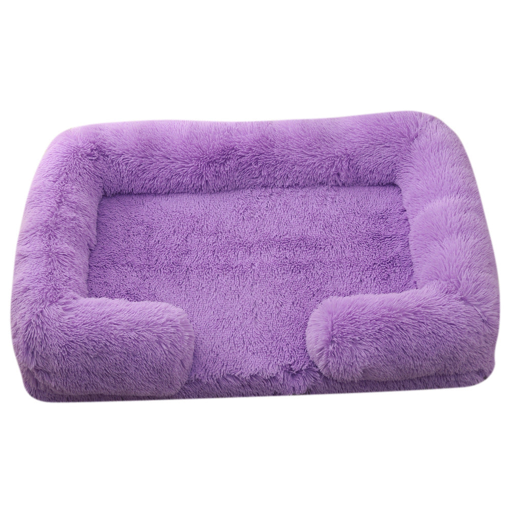 Doghouse Cathouse Plush Round Pet Bed