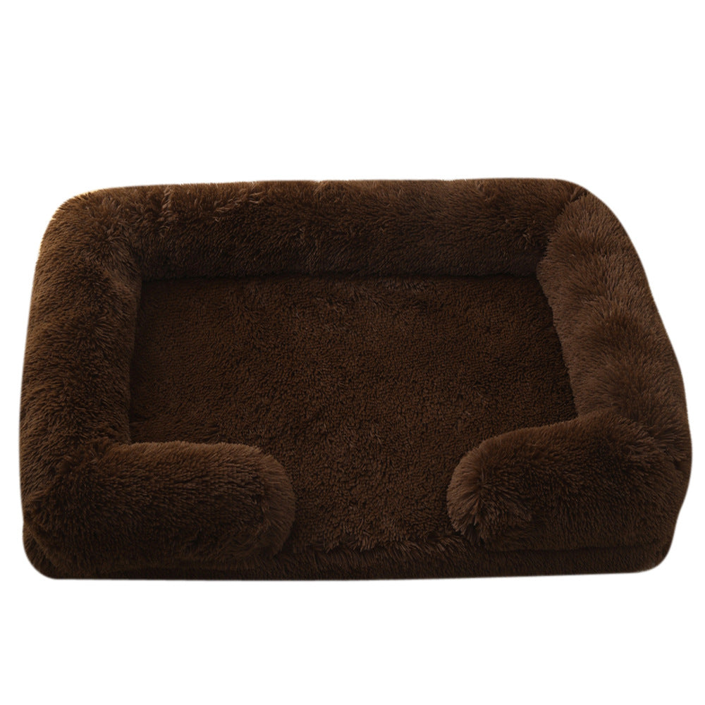 Doghouse Cathouse Plush Round Pet Bed